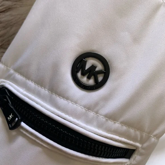 MICHAEL KORS Active Belted Faux-Fur-Trim Puffer Coat - Picture 6 of 9